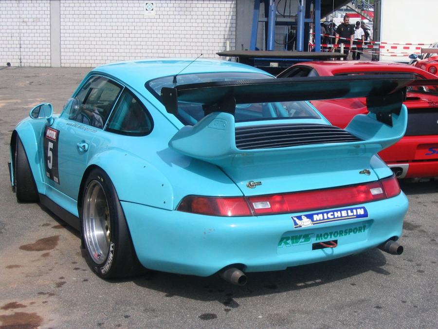  Porsche 911 GT2 RSR 1995 года  (фото 4 из 17)